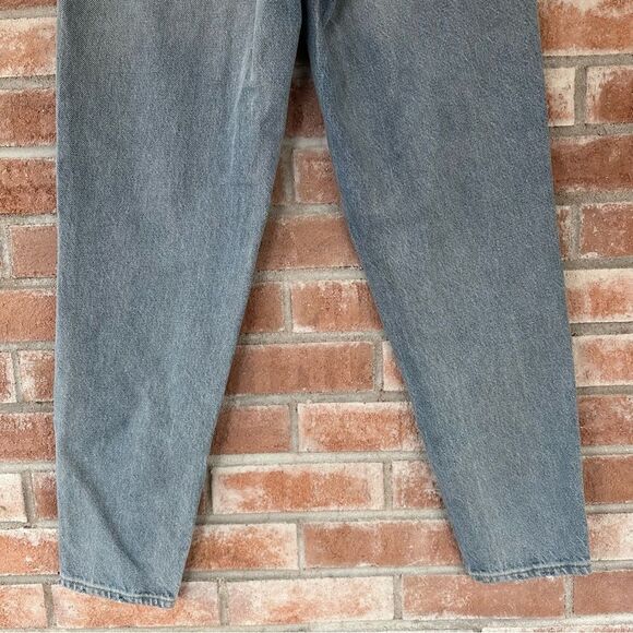 Levi’s High Waisted Mom Jeans Distressed Women’s 25 Straight Leg Cotton - Picture 6 of 8